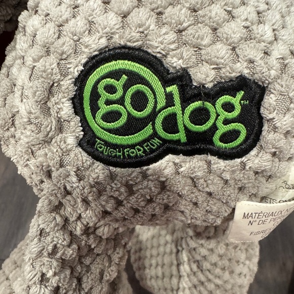 NWOT Go Dog Gray Elephant Plush Tough Dog Toy - Picture 4 of 5